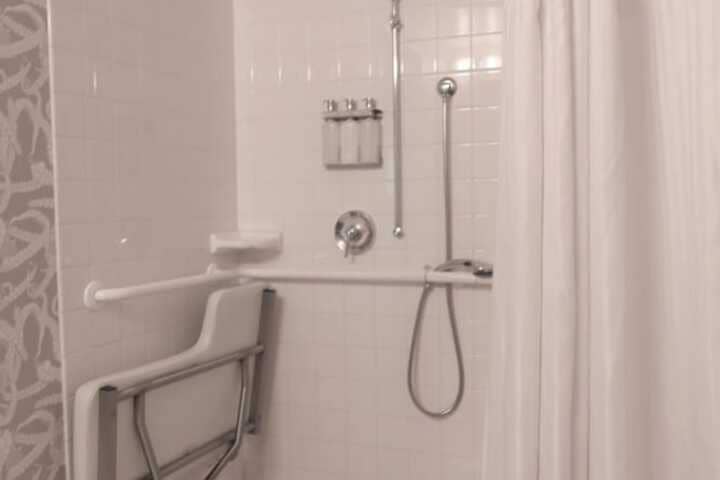 Room 54 of 131